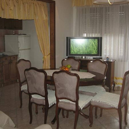 Apartments Nino Сегет-Враниця Екстер'єр фото