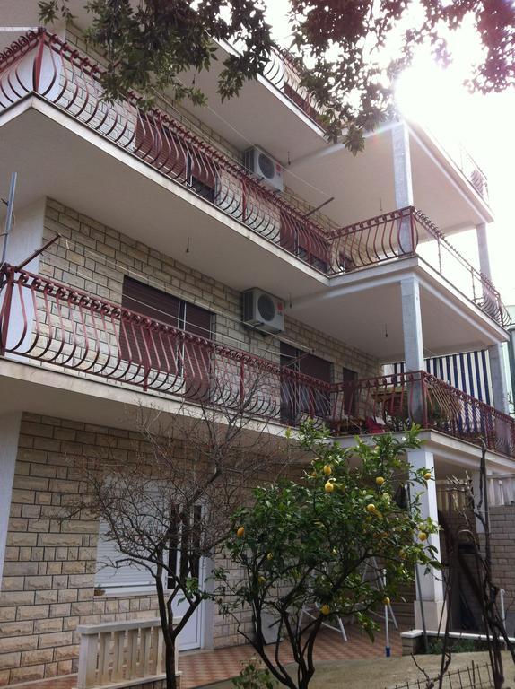 Apartments Nino Сегет-Враниця Екстер'єр фото