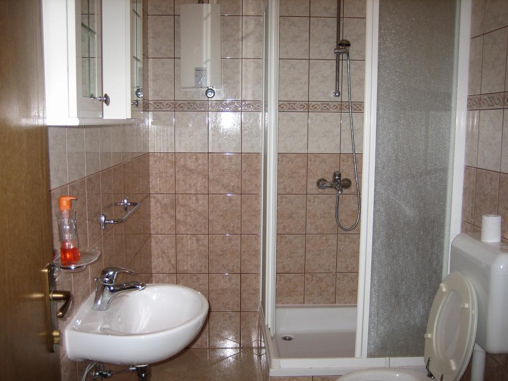 Apartments Nino Сегет-Враниця Номер фото